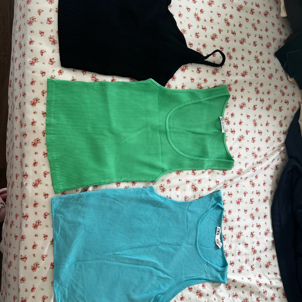 Zara set of 3 tank tops
